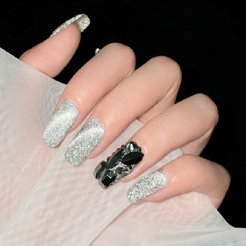 Zestaw lakierów Laser Diamond: Intensywny blask i glamour
